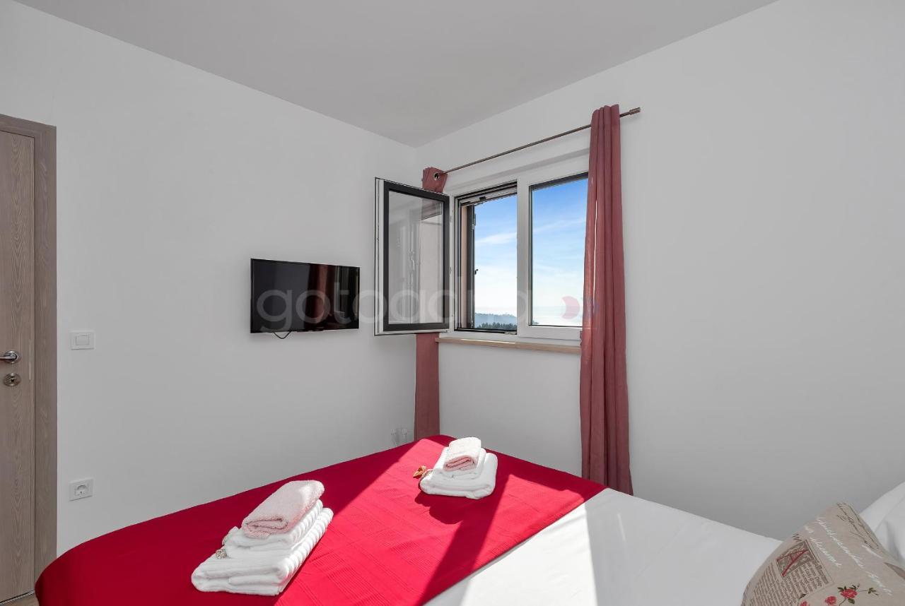 Luxury Apartment Poseidon - Free Beach Parking Макарска Экстерьер фото